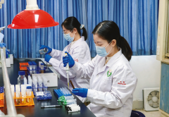 时拨打“12315”向所正在地市场监管部分赞扬举报